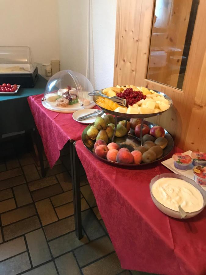 Ferienwohnung Gasthof Lowen Kappel-Grafenhausen Bagian luar foto