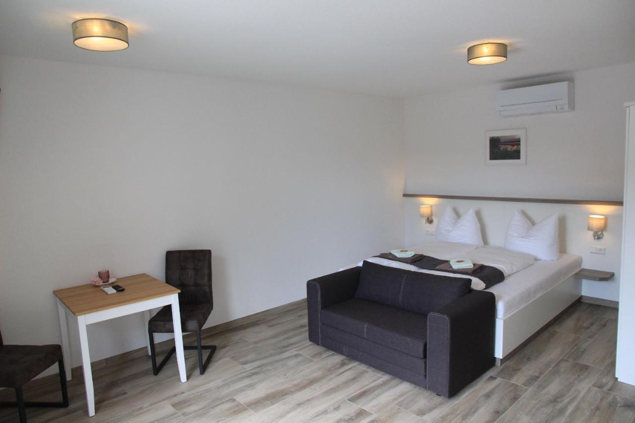 Ferienwohnung Gasthof Lowen Kappel-Grafenhausen Bagian luar foto