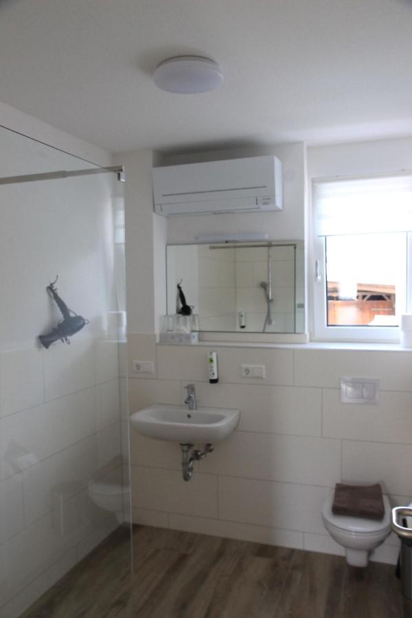 Ferienwohnung Gasthof Lowen Kappel-Grafenhausen Bagian luar foto