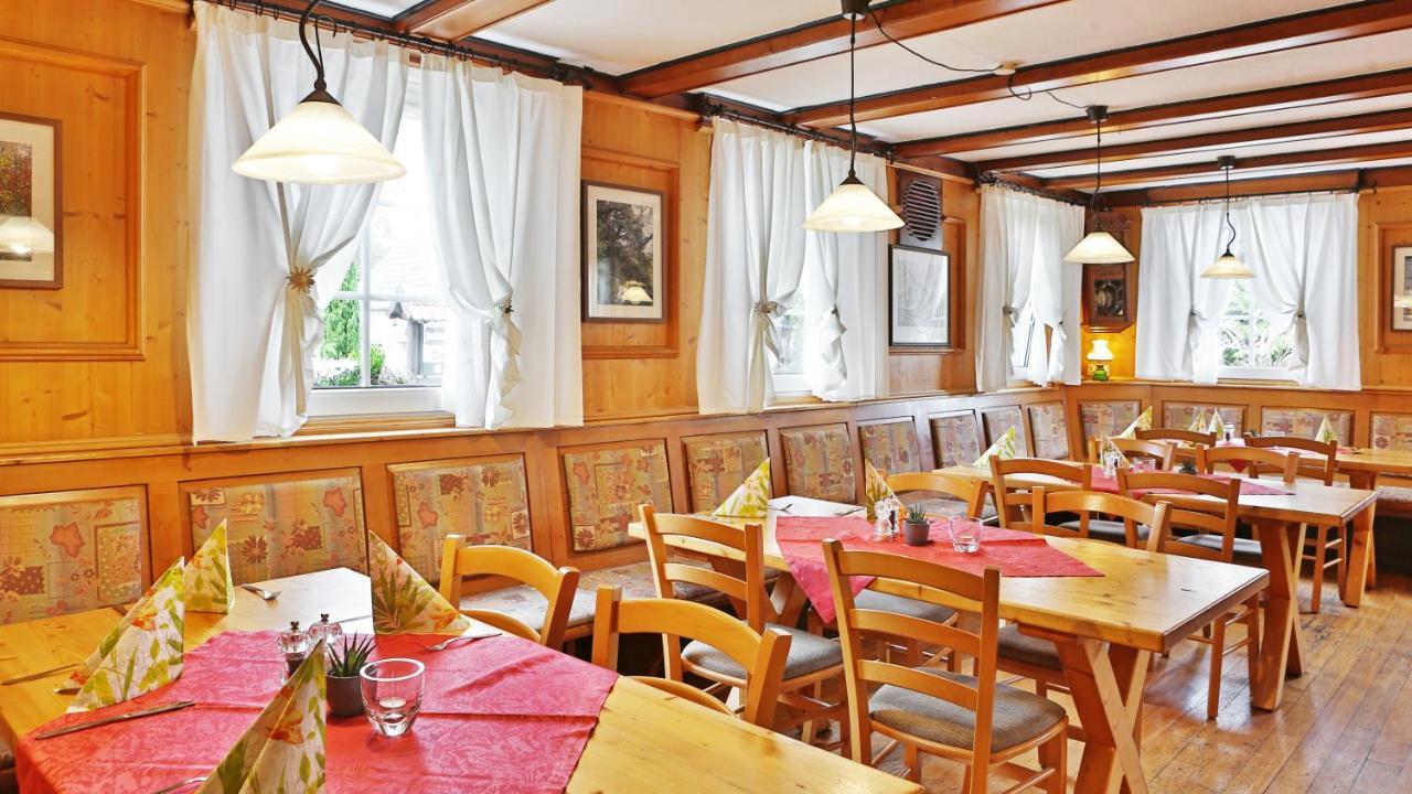 Ferienwohnung Gasthof Lowen Kappel-Grafenhausen Bagian luar foto